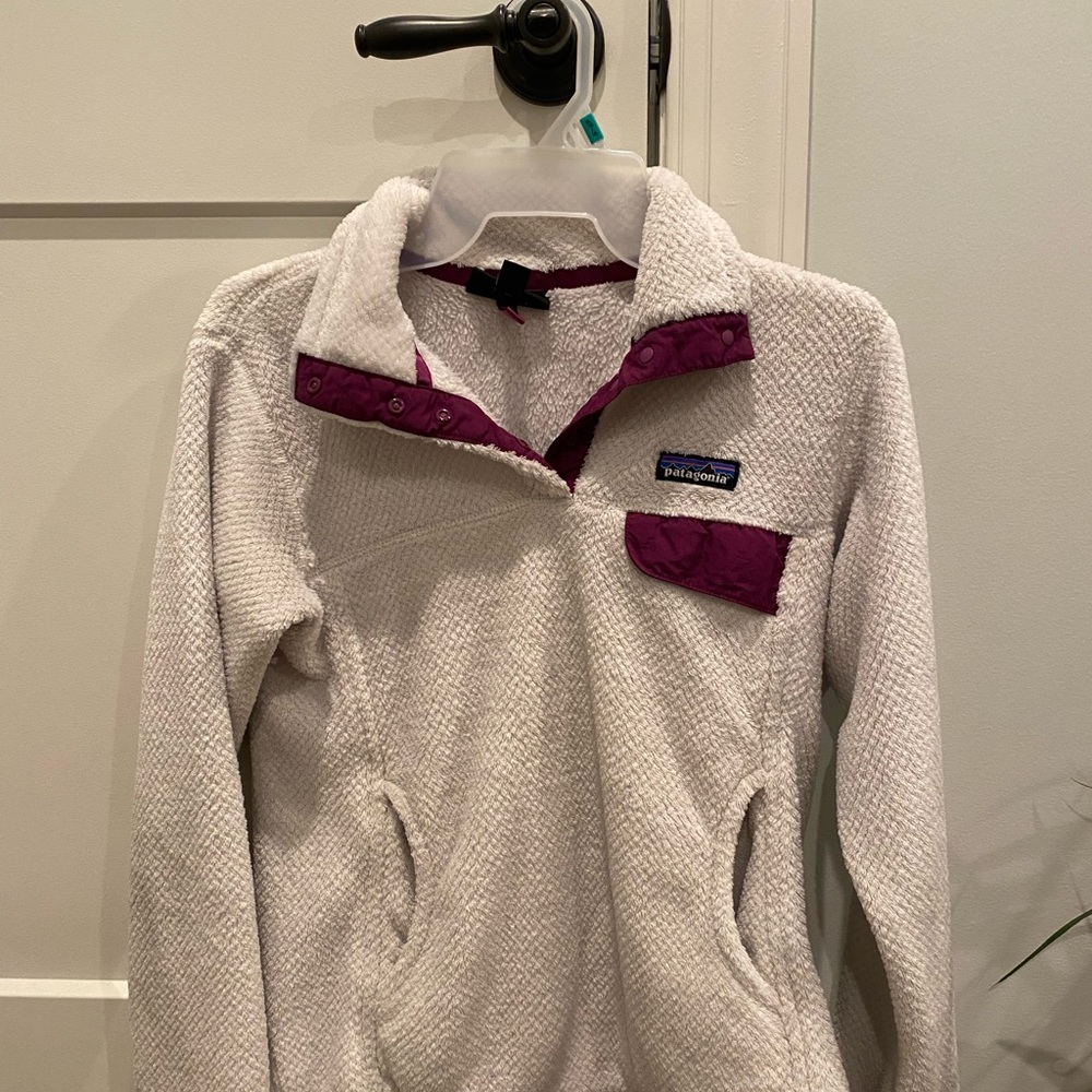 Womens Patagonia pullover
